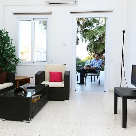 Adamos Apartamento